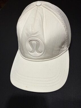 lululemon athletica white mesh-back logo baseball cap